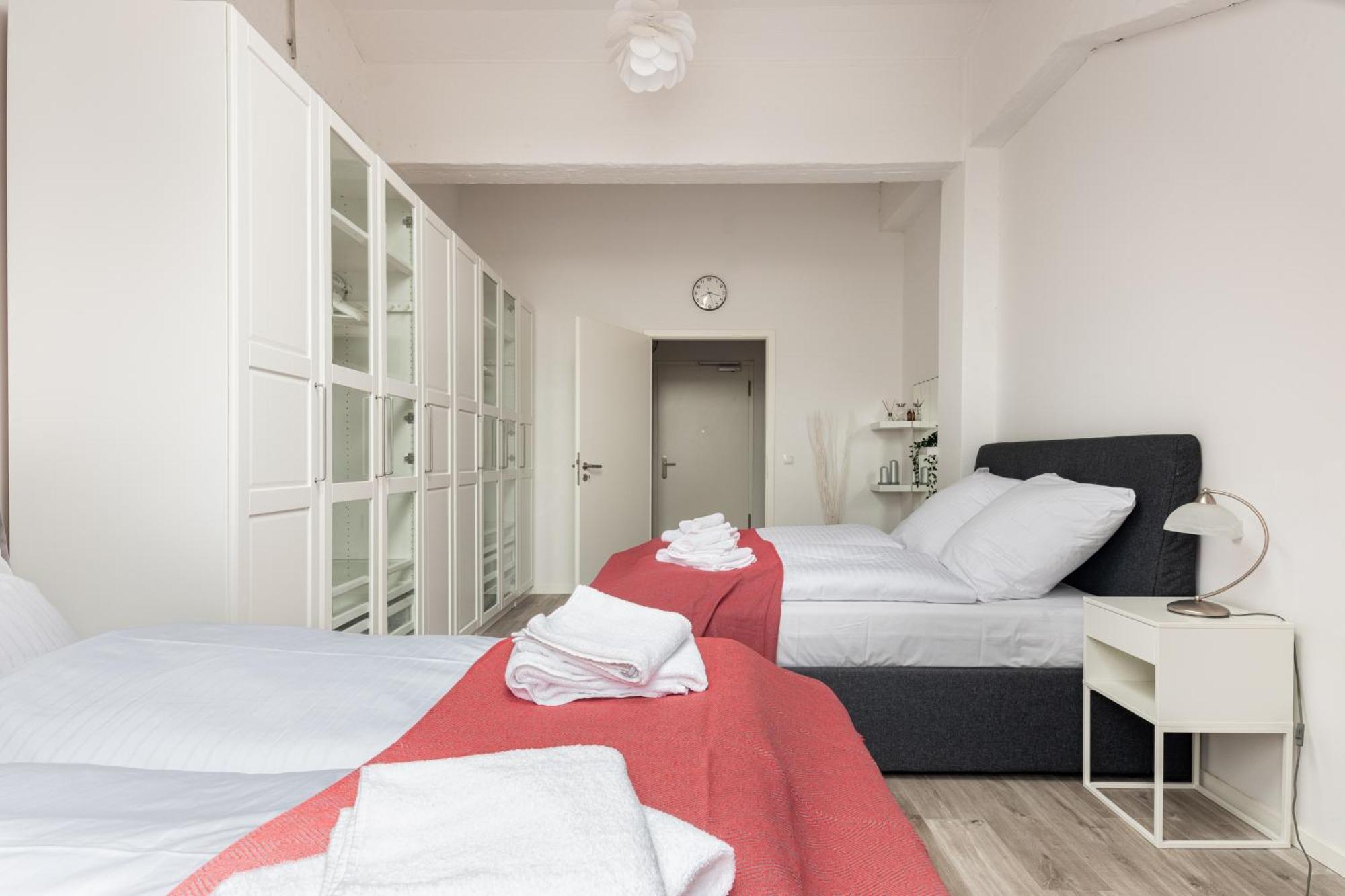 Mint Apartment Ueber Der Stadt Parken Kueche Wifi Берлін Екстер'єр фото