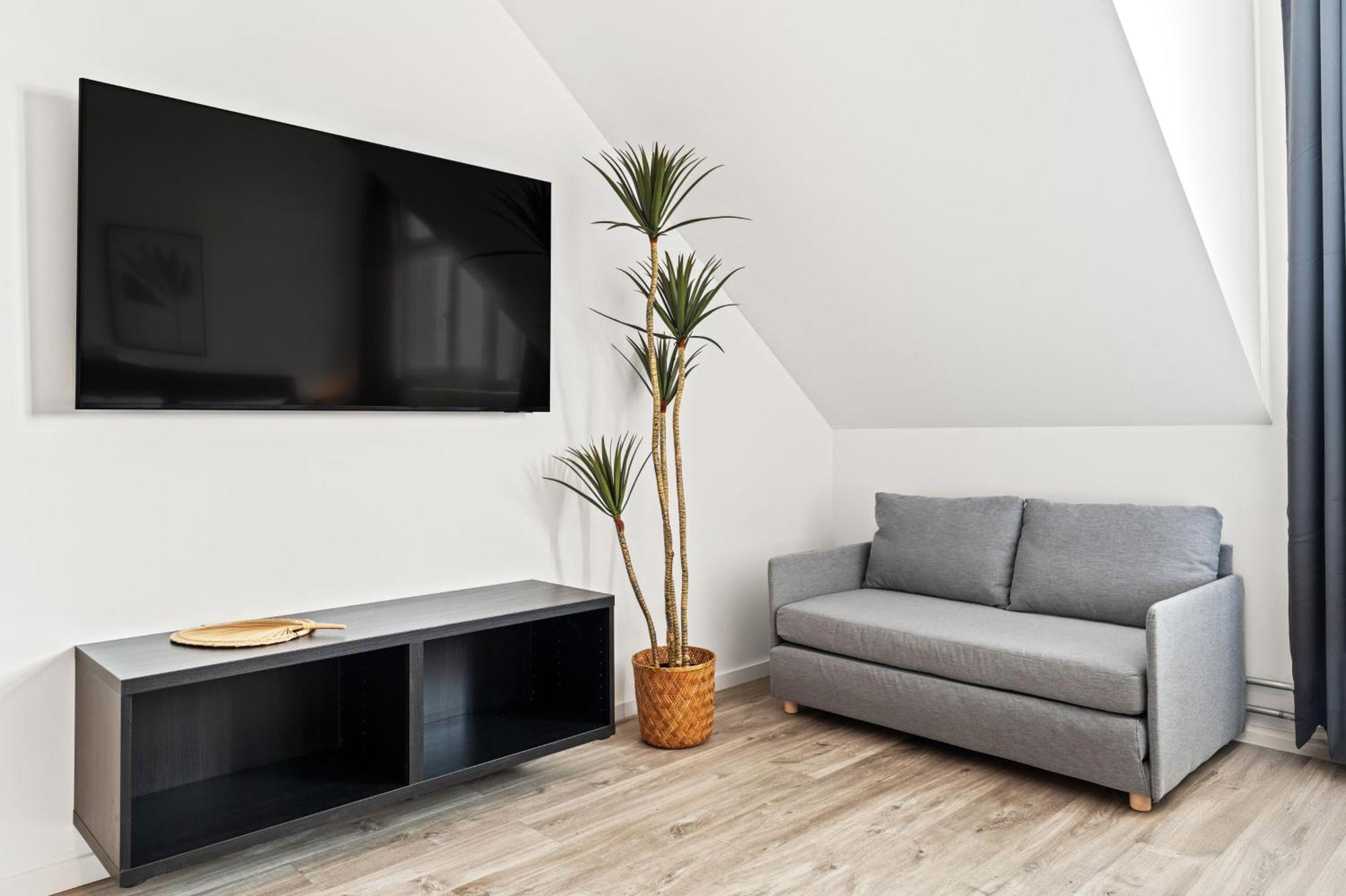 Mint Apartment Ueber Der Stadt Parken Kueche Wifi Берлін Екстер'єр фото