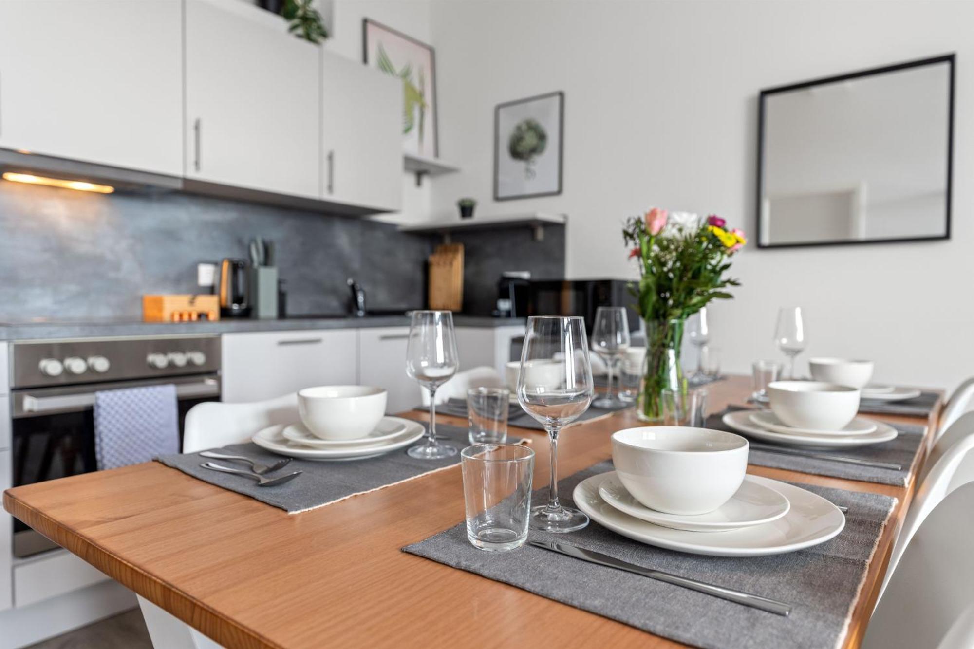 Mint Apartment Ueber Der Stadt Parken Kueche Wifi Берлін Екстер'єр фото